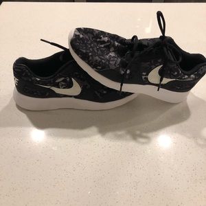 Nike Camo Running Shoes